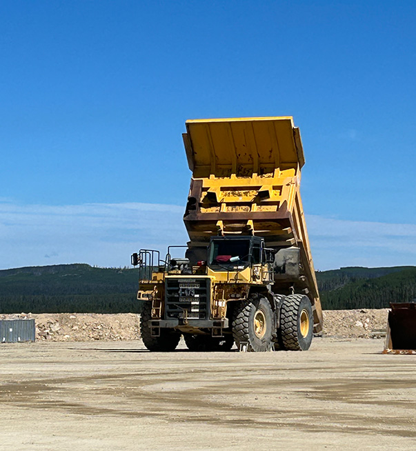 Mining dumptruck